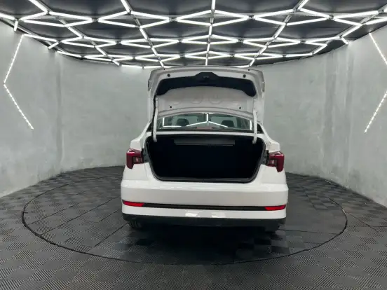 HYUNDAI-HB20S-2024