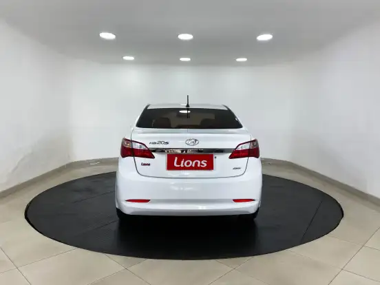 HYUNDAI-HB20S-1.0 COMFORT STYLE 12V FLEX 4P MANUAL HYUNDAI-HB20S-2015
