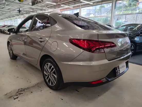 HYUNDAI-HB20S-2022