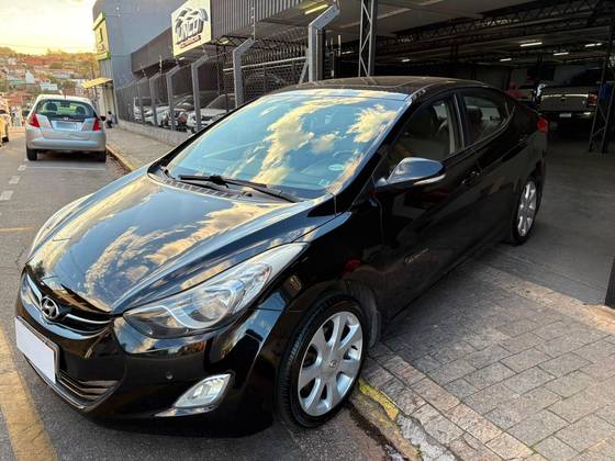 HYUNDAI ELANTRA 1.8 GLS 16V GASOLINA 4P AUTOMÁTICO