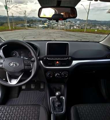 HYUNDAI-HB20-2026