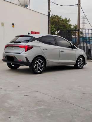 HYUNDAI-HB20-2022