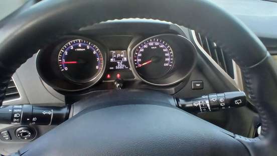 HYUNDAI-HB20-1.6 PREMIUM 16V FLEX 4P AUTOMÁTICO HYUNDAI-HB20-2015