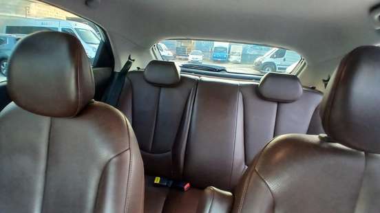 HYUNDAI-HB20-2015