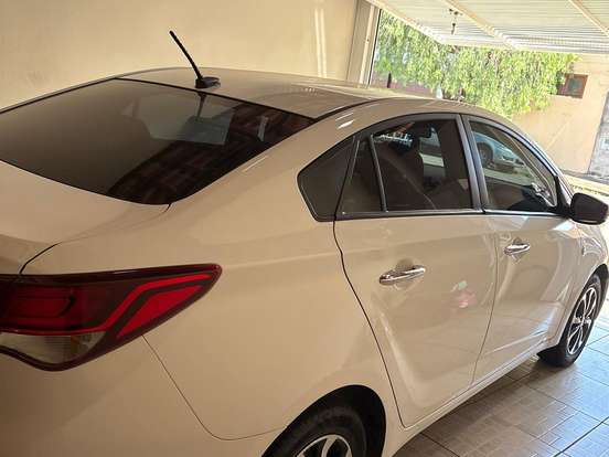 HYUNDAI-HB20S-1.6 1 MILLION 16V FLEX 4P AUTOMÁTICO HYUNDAI-HB20S-2018