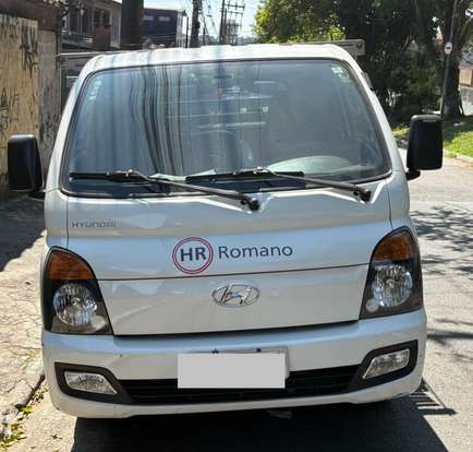 HYUNDAI-HR-2013