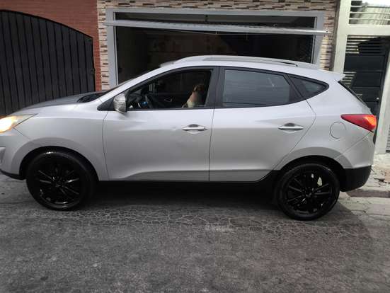 HYUNDAI-IX35-2010
