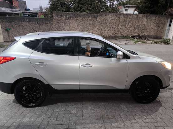 HYUNDAI-IX35-2.0 MPFI GLS 4X4 16V GASOLINA 4P MANUAL HYUNDAI-IX35-2010