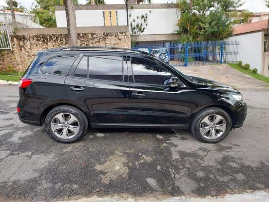 HYUNDAI-SANTA FÉ-2.4 MPI 2WD 16V GASOLINA 4P AUTOMÁTICO HYUNDAI-SANTA FÉ-2011