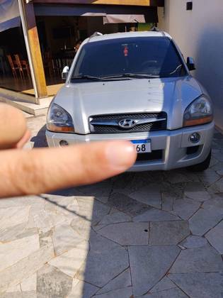HYUNDAI TUCSON 2.0 MPFI GLS 16V 143CV 2WD FLEX 4P AUTOMÁTICO