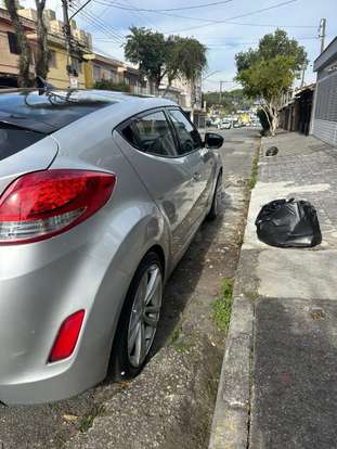 HYUNDAI-VELOSTER-1.6 16V GASOLINA 3P AUTOMÁTICO HYUNDAI-VELOSTER-2012