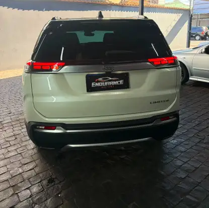 JEEP-COMMANDER-2022