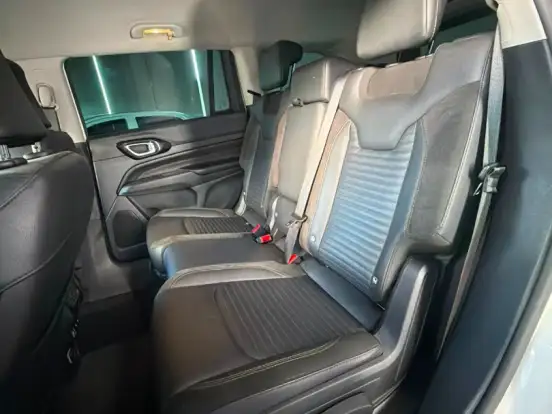JEEP-COMMANDER-1.3 T270 TURBO FLEX LIMITED AT6 JEEP-COMMANDER-2022