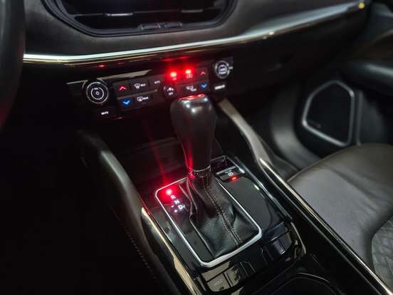JEEP-COMMANDER-1.3 T270 TURBO FLEX OVERLAND AT6 JEEP-COMMANDER-2023