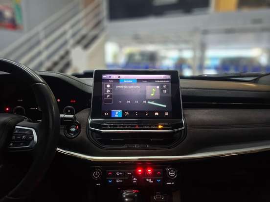 JEEP-COMMANDER-2023