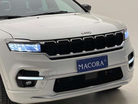 JEEP-COMMANDER-2022