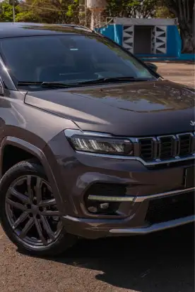 JEEP-COMMANDER-2.0 HURRICANE 4 TURBO GASOLINA BLACKHAWK AT9 JEEP-COMMANDER-2025