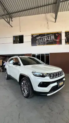JEEP COMPASS 1.3 T270 TURBO FLEX LONGITUDE AT6