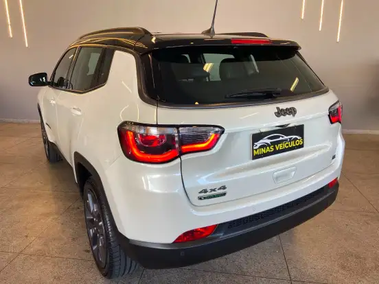 JEEP-COMPASS-2.0 16V DIESEL S 4X4 AUTOMÁTICO JEEP-COMPASS-2019