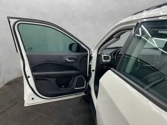 JEEP-COMPASS-2020