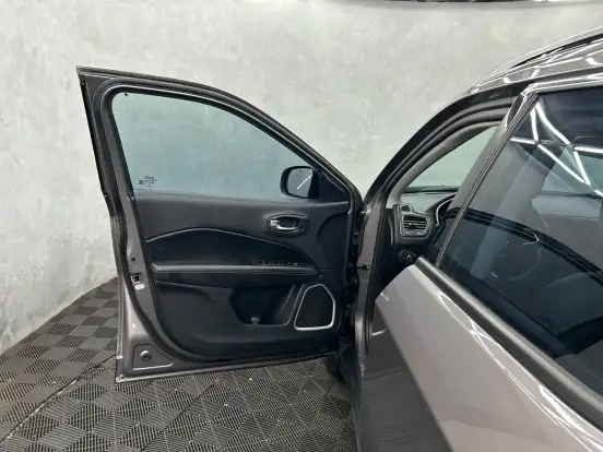 JEEP-COMPASS-2020