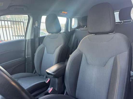 JEEP-COMPASS-2.0 16V FLEX SPORT AUTOMÁTICO JEEP-COMPASS-2020