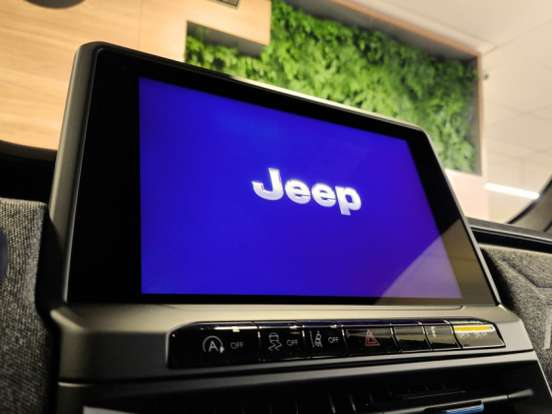 JEEP-RENEGADE-2026