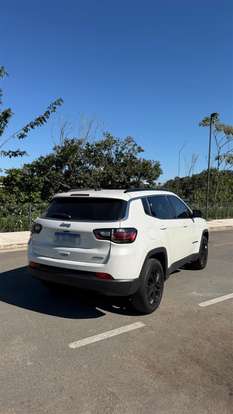 JEEP-COMPASS-2021