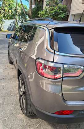 JEEP-COMPASS-2.0 16V FLEX LONGITUDE AUTOMÁTICO JEEP-COMPASS-2017