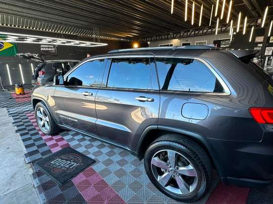 JEEP-GRAND CHEROKEE-3.0 LIMITED 4X4 V6 24V TURBO DIESEL 4P AUTOMÁTICO JEEP-GRAND CHEROKEE-2015