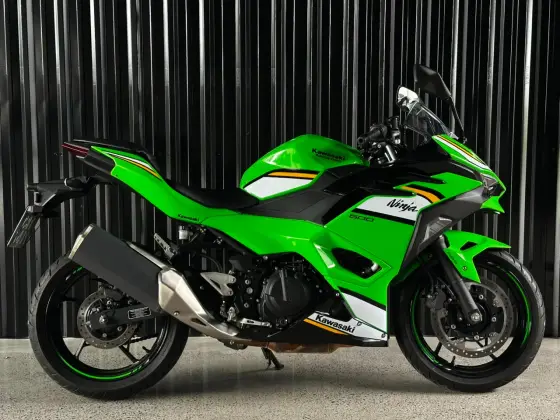 KAWASAKI NINJA 500 SE KAWASAKI NINJA 500 SE
