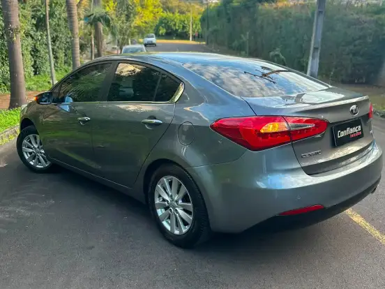 KIA-CERATO-1.6 SX 16V FLEX 4P AUTOMÁTICO KIA-CERATO-2016