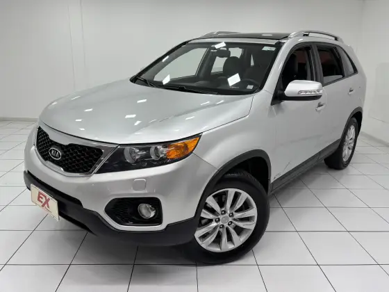 KIA SORENTO 3.5 EX2 V6 4X4 24V GASOLINA 4P AUTOMÁTICO KIA SORENTO 3.5 EX2 V6 4X4 24V GASOLINA 4P AUTOMÁTICO