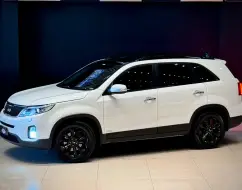 KIA SORENTO 3.5 V6 GASOLINA EX 7L 4WD AUTOMÁTICO KIA SORENTO 3.5 V6 GASOLINA EX 7L 4WD AUTOMÁTICO