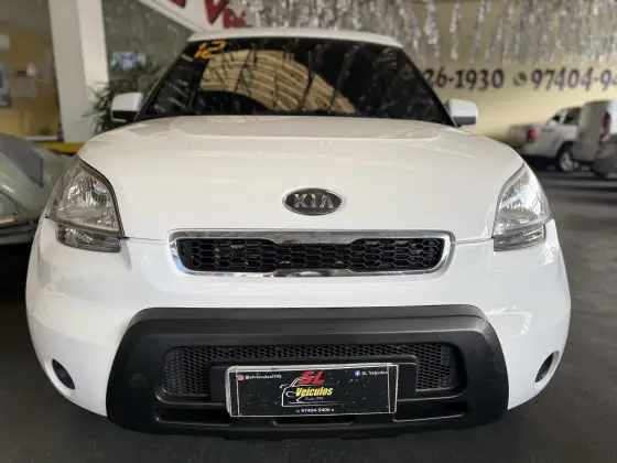 KIA SOUL 1.6 EX 16V FLEX 4P MANUAL KIA SOUL 1.6 EX 16V FLEX 4P MANUAL
