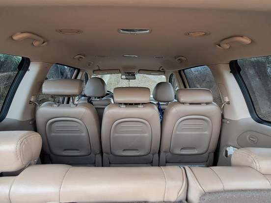 KIA-CARNIVAL-3.5 EX V6 24V GASOLINA 4P AUTOMÁTICO KIA-CARNIVAL-2012