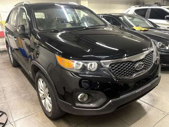 KIA-SORENTO-3.5 V6 GASOLINA EX 7L 4WD AUTOMÁTICO KIA-SORENTO-2011