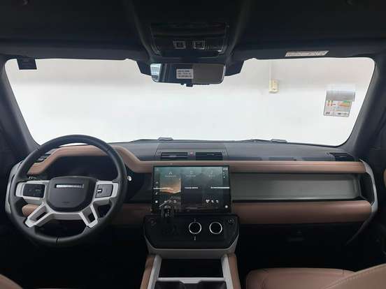 LAND ROVER-DEFENDER-2026