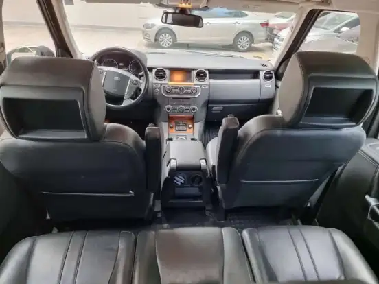 LAND ROVER-DISCOVERY-2015