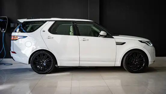 LAND ROVER-DISCOVERY-3.0 V6 TD6 DIESEL HSE 4WD AUTOMÁTICO LAND ROVER-DISCOVERY-2018