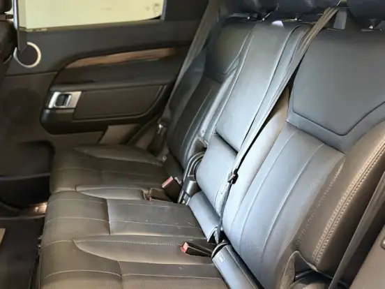 LAND ROVER-DISCOVERY-3.0 V6 TD6 DIESEL HSE 4WD AUTOMÁTICO LAND ROVER-DISCOVERY-2019