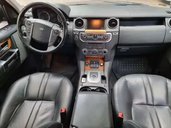 LAND ROVER-DISCOVERY 4-2015