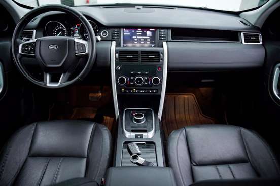 LAND ROVER-DISCOVERY SPORT-2017