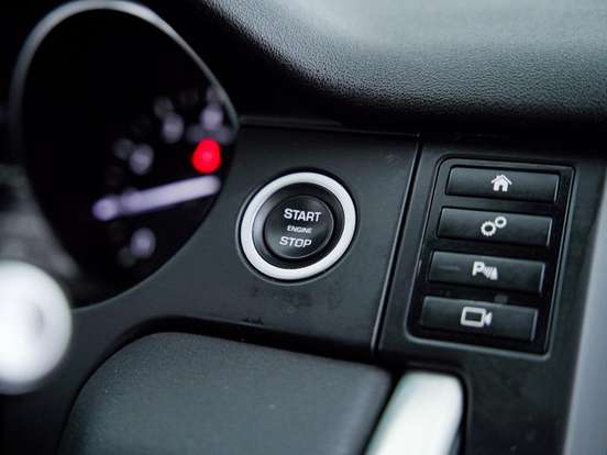 LAND ROVER-DISCOVERY SPORT-2.0 16V SI4 TURBO GASOLINA HSE 4P AUTOMÁTICO LAND ROVER-DISCOVERY SPORT-2017
