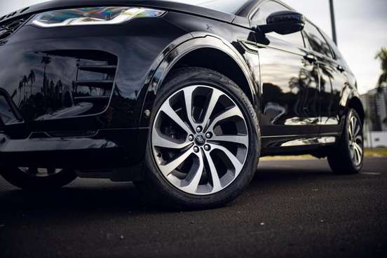LAND ROVER-DISCOVERY SPORT-2024