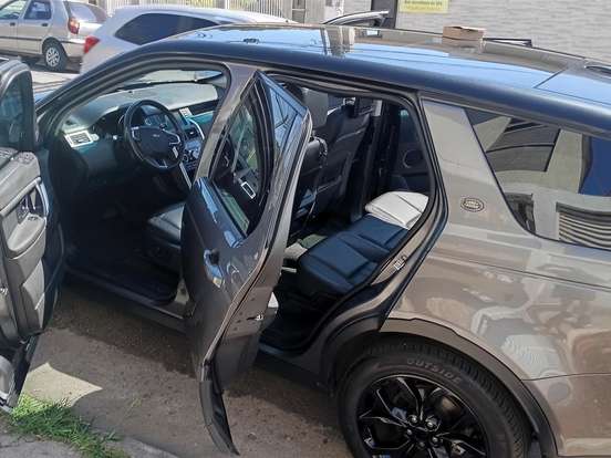 LAND ROVER-DISCOVERY SPORT-2.0 16V SI4 TURBO GASOLINA HSE 4P AUTOMÁTICO LAND ROVER-DISCOVERY SPORT-2015