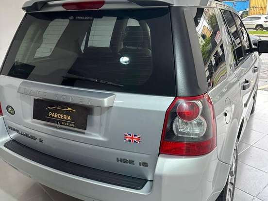 LAND ROVER-FREELANDER-3.2 HSE 6 CILINDROS 24V GASOLINA 4P AUTOMÁTICO LAND ROVER-FREELANDER-2009
