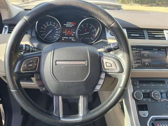 LAND ROVER-RANGE ROVER EVOQUE-2.0 PURE 4WD 16V GASOLINA 4P AUTOMÁTICO LAND ROVER-RANGE ROVER EVOQUE-2013