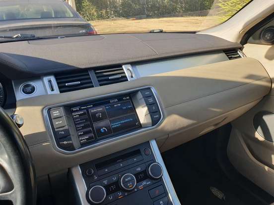 LAND ROVER-RANGE ROVER EVOQUE-2.0 PURE 4WD 16V GASOLINA 4P AUTOMÁTICO LAND ROVER-RANGE ROVER EVOQUE-2013