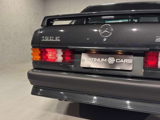 MERCEDES-BENZ-190 E-1985